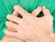 Kan smerter i brystet skyldes stress?